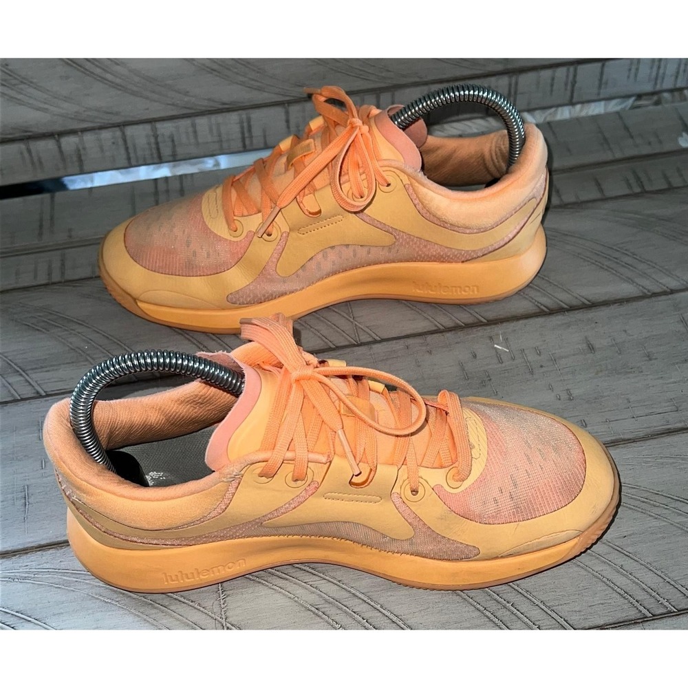 Lululemon Shoes Women's Size 7.5 Orange Strongfeel Train Running LW9EMKS